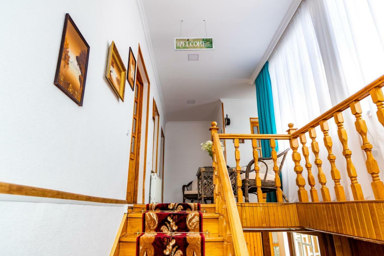 טביליסי Guest House Nana מראה חיצוני תמונה