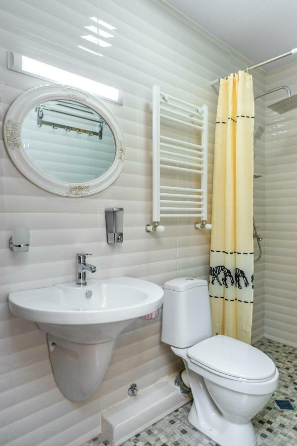 טביליסי Guest House Nana מראה חיצוני תמונה