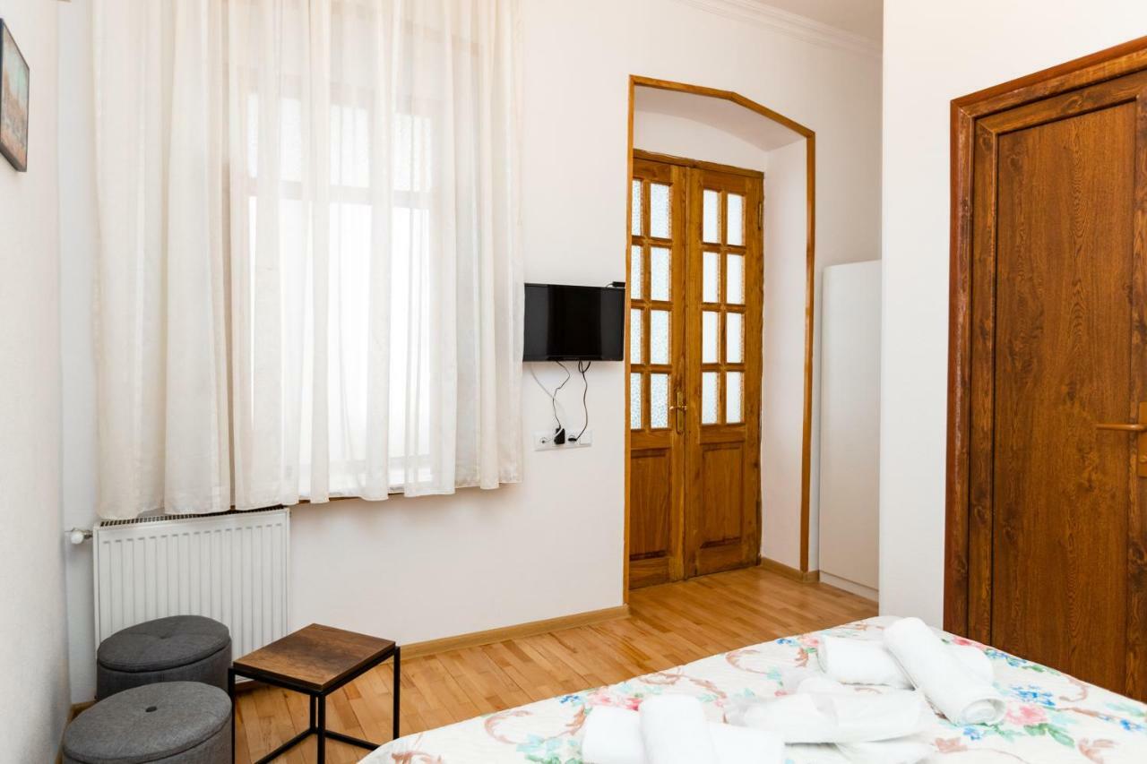 טביליסי Guest House Nana מראה חיצוני תמונה